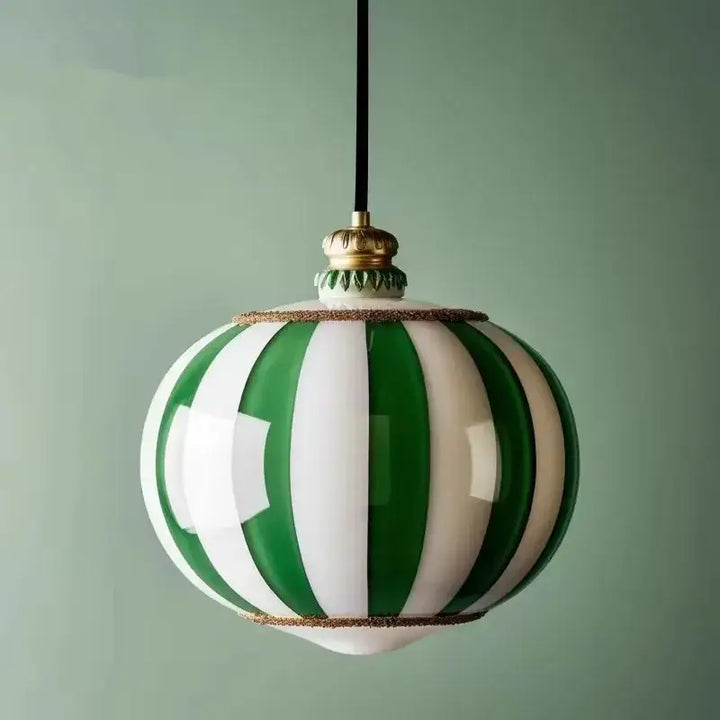 Suspension luminaire sphère en verre rayé vert et blanc élégante