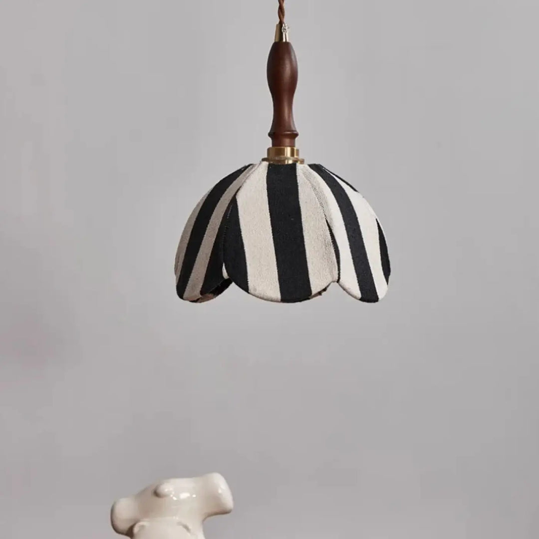 Suspension luminaire striée noir et blanc avec détail doré vintage