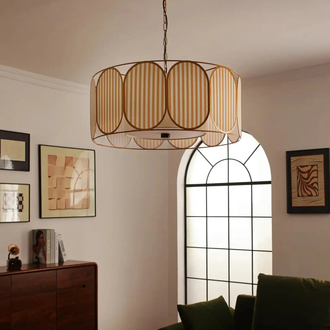 Suspension luminaire en stries beige et or style art déco chic