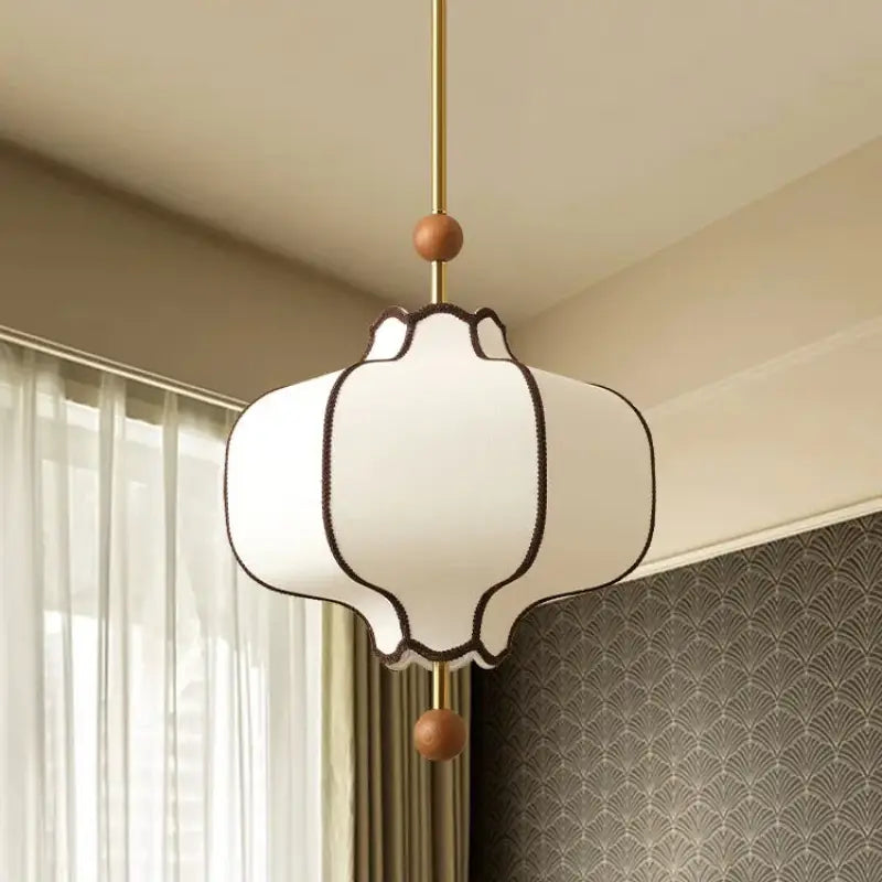 Suspension luminaire en tissu blanc chic et moderne
