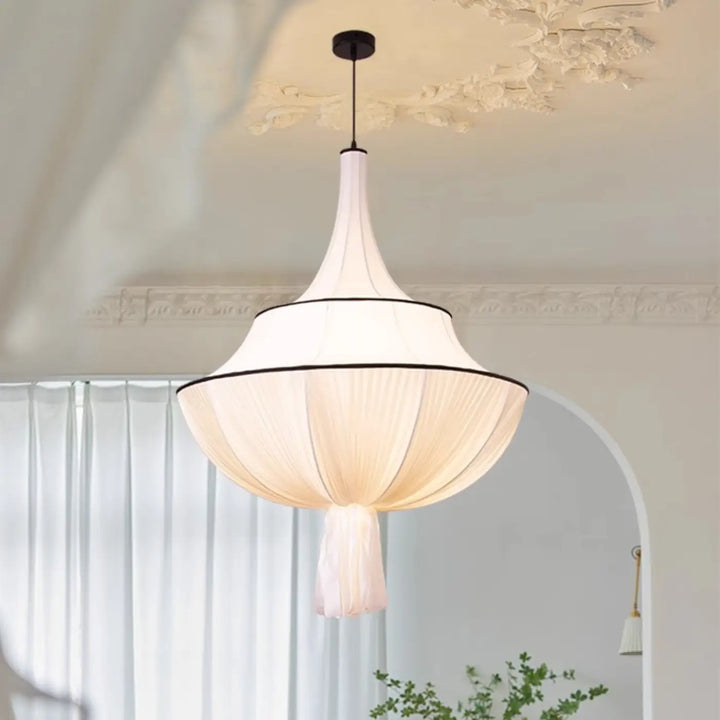 Suspension luminaire en tissu blanc design élégant décor blanc