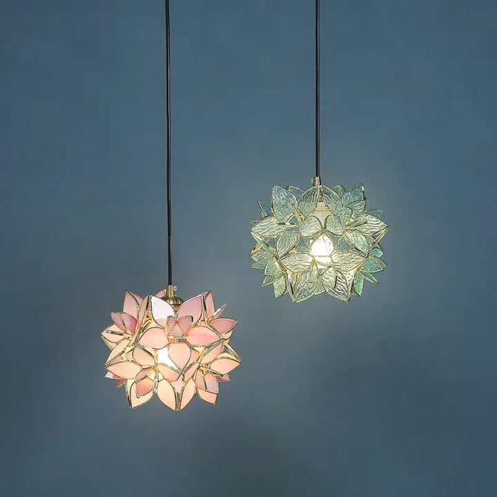 Suspension luminaire en verre forme de fleur au style poétique