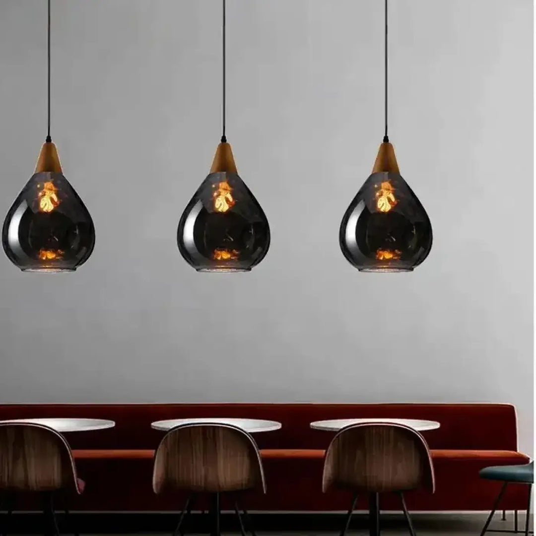 Suspension luminaire en verre soufflé en forme de goutte élégante
