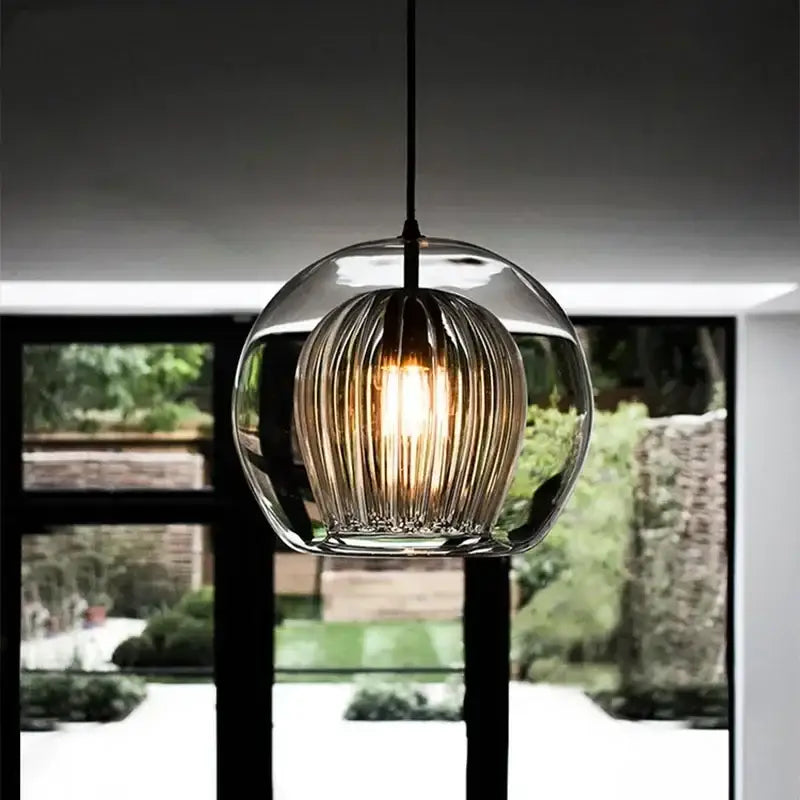Suspension luminaire en verre style moderne pour intérieur chic