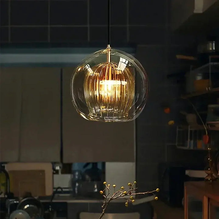 Suspension luminaire en verre style moderne pour intérieur chic