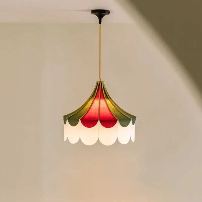 Suspension luminaire vintage en tissu coloré élégant style rétro chic