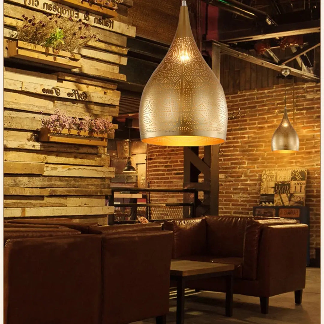 Suspension luminaire sandyha en métal perforé mate teardrop couleur chaude style vintage luminaire vintage turque
