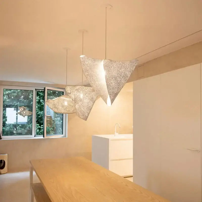 Suspension moderne blanc forme organique minimaliste