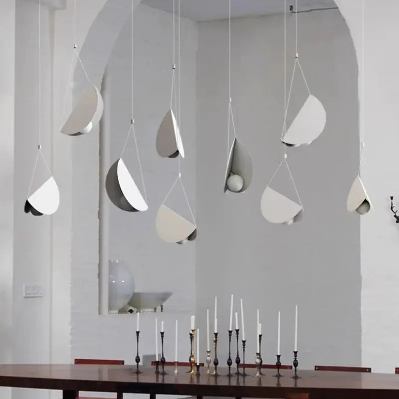 Suspension moderne blanche design origami lumineux