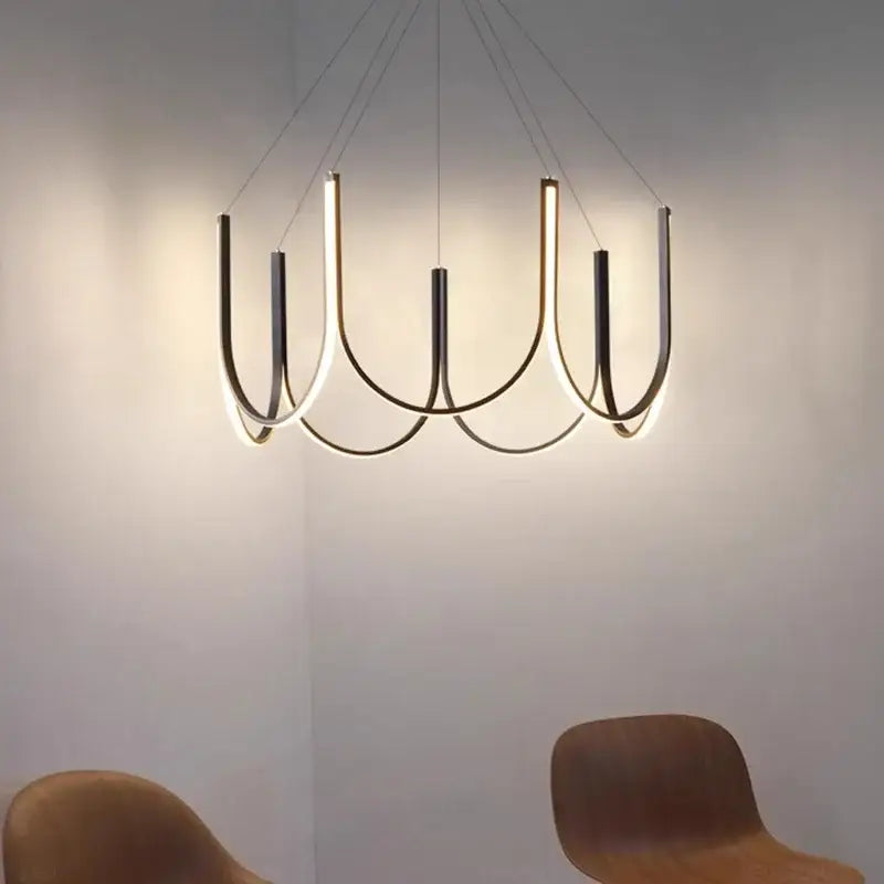Suspension Moderne Noire Et Dorée En Forme D’Arche Lumineuse