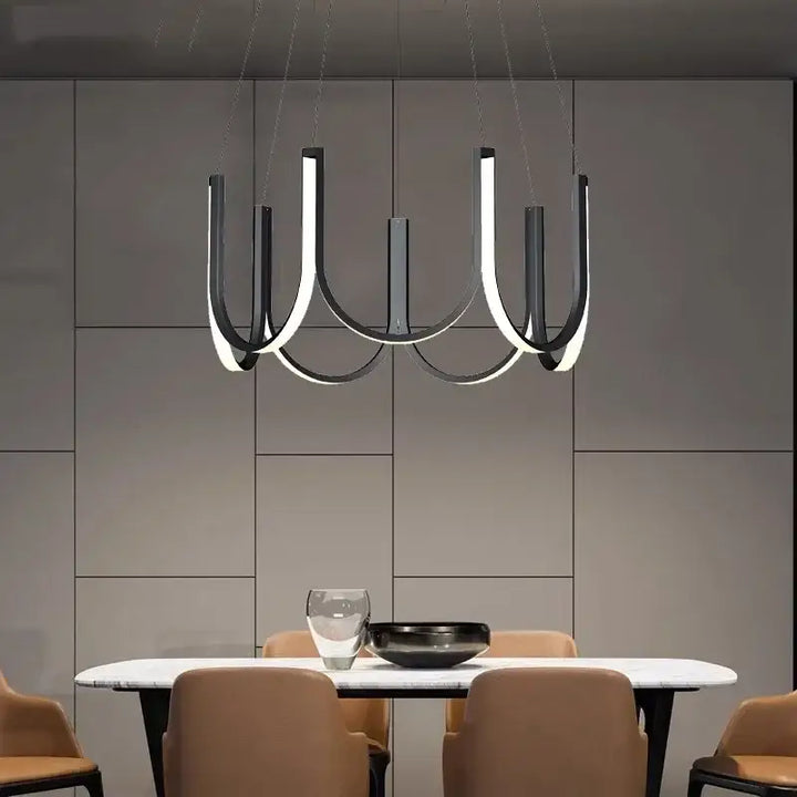 Suspension Moderne Noire Et Dorée En Forme D’Arche Lumineuse