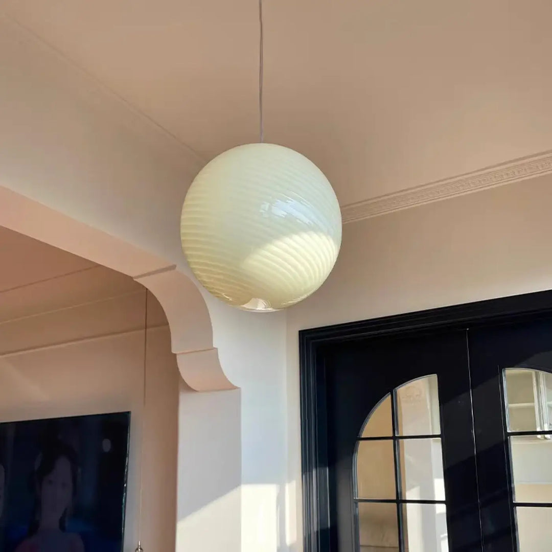 Suspension Moderne en Verre Coloré pour Intérieur Élégant