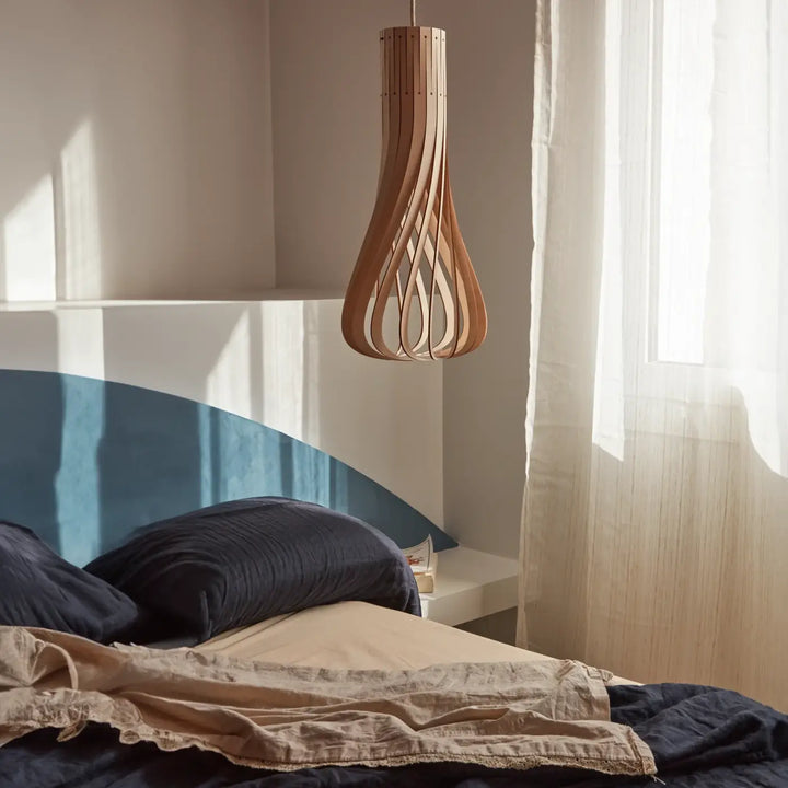 Suspension püntakapanel en bois fsc avec design torsadé moderne et finition naturelle bois pour éclairage intérieur