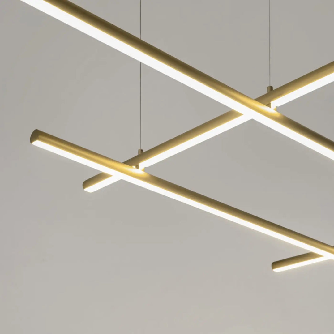 Suspension radiance ramification dorée avec trois longueurs en barres linéaires dorées à led intégrées moderne