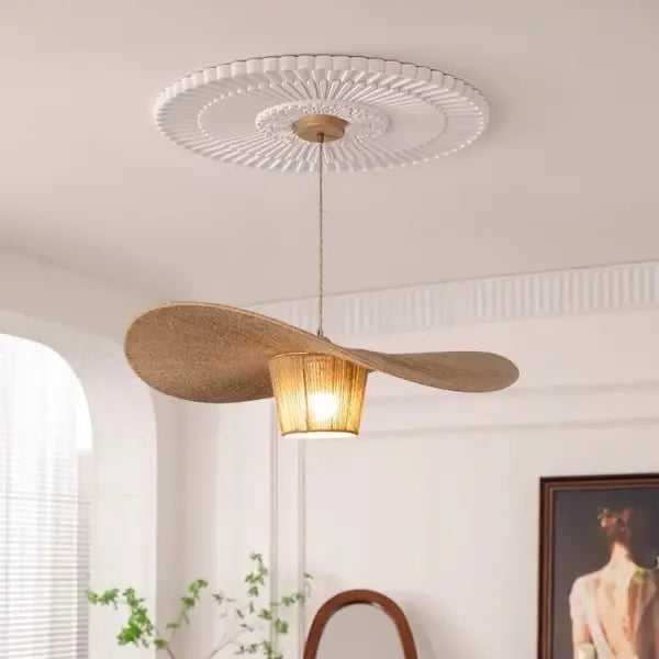 Suspension rotin forme aile naturelle style bohème élégant

