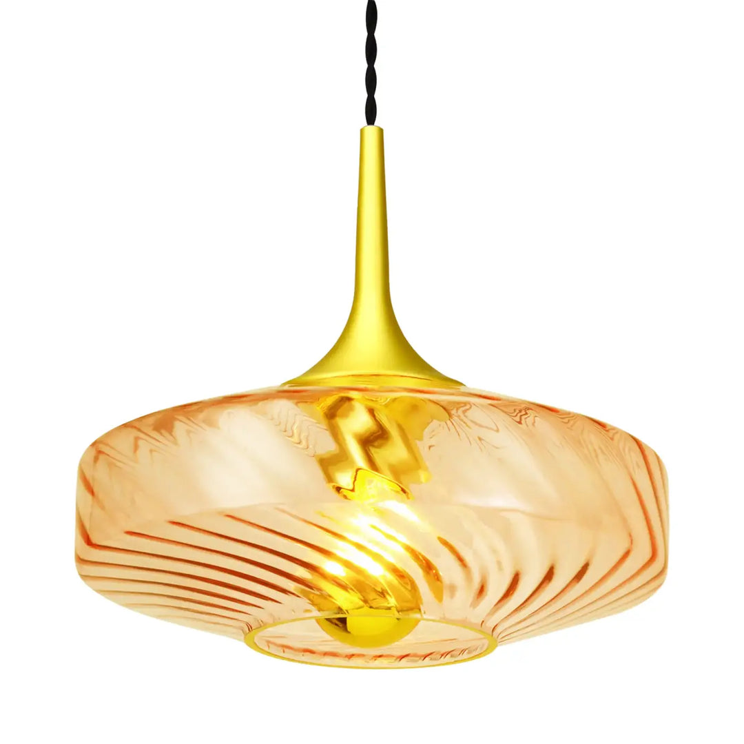 Suspension roxanne Ø20 en verre doré avec motifs ambrés tourbillonnants et tige en laiton effilée élégante