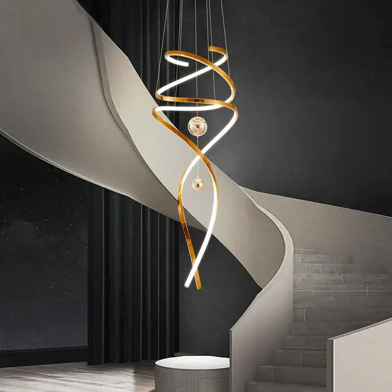 Suspension Spirale LED Dorée Design Pour Plafond Haut