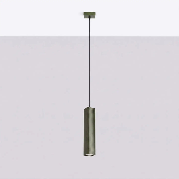 Suspension Rayo vert olive à tube cannelé, éteinte