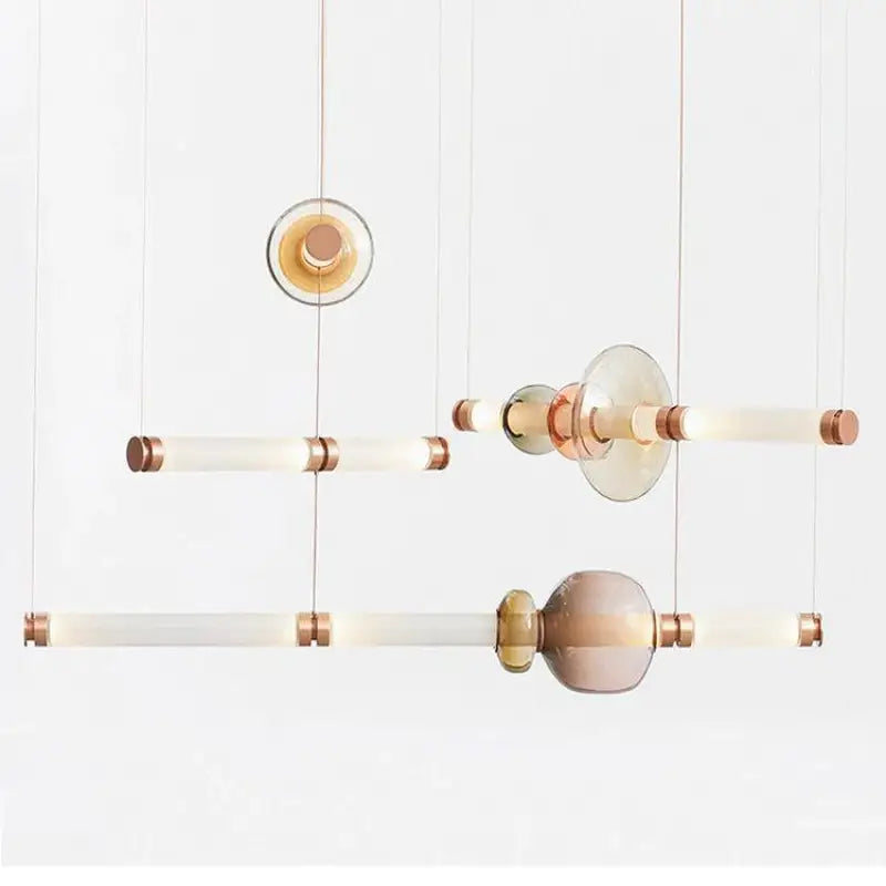 Suspension Tube Avec Sphères En Verre