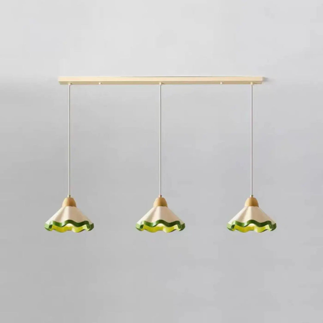 Suspension vintage ondulée style original vert beige chic