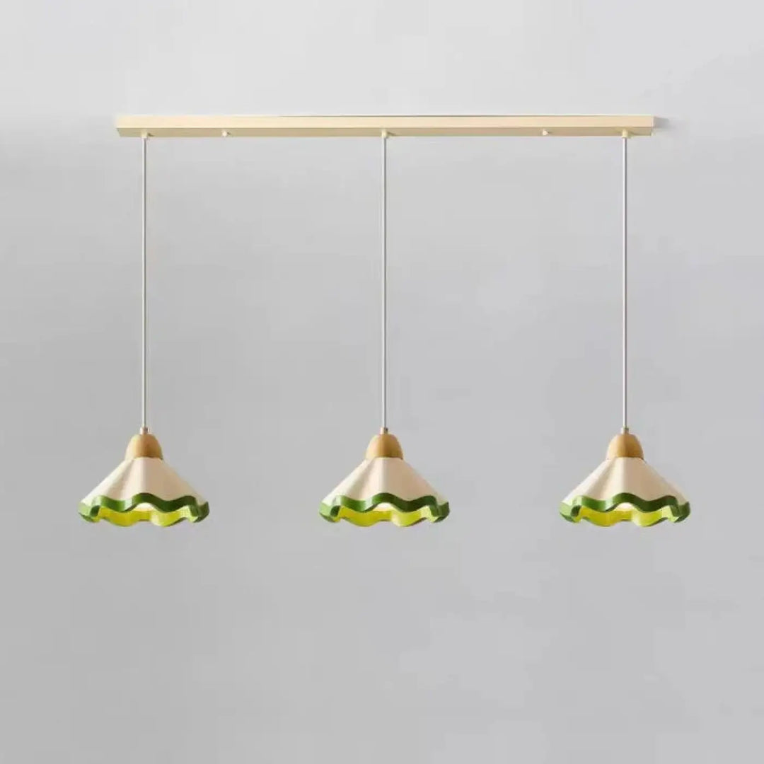 Suspension vintage ondulée style original vert beige chic