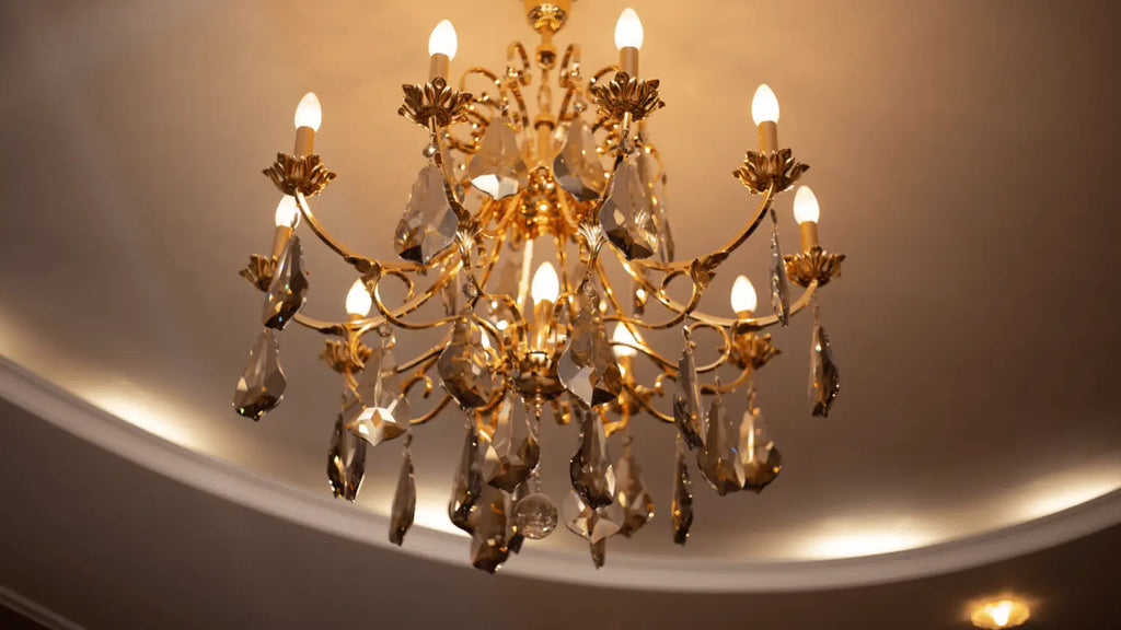 Comment installer une suspension en verre ?