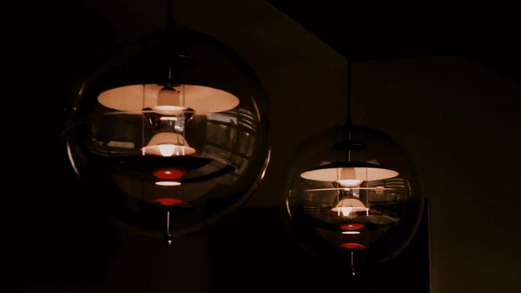 Grande suspension à boule de verre Raquel